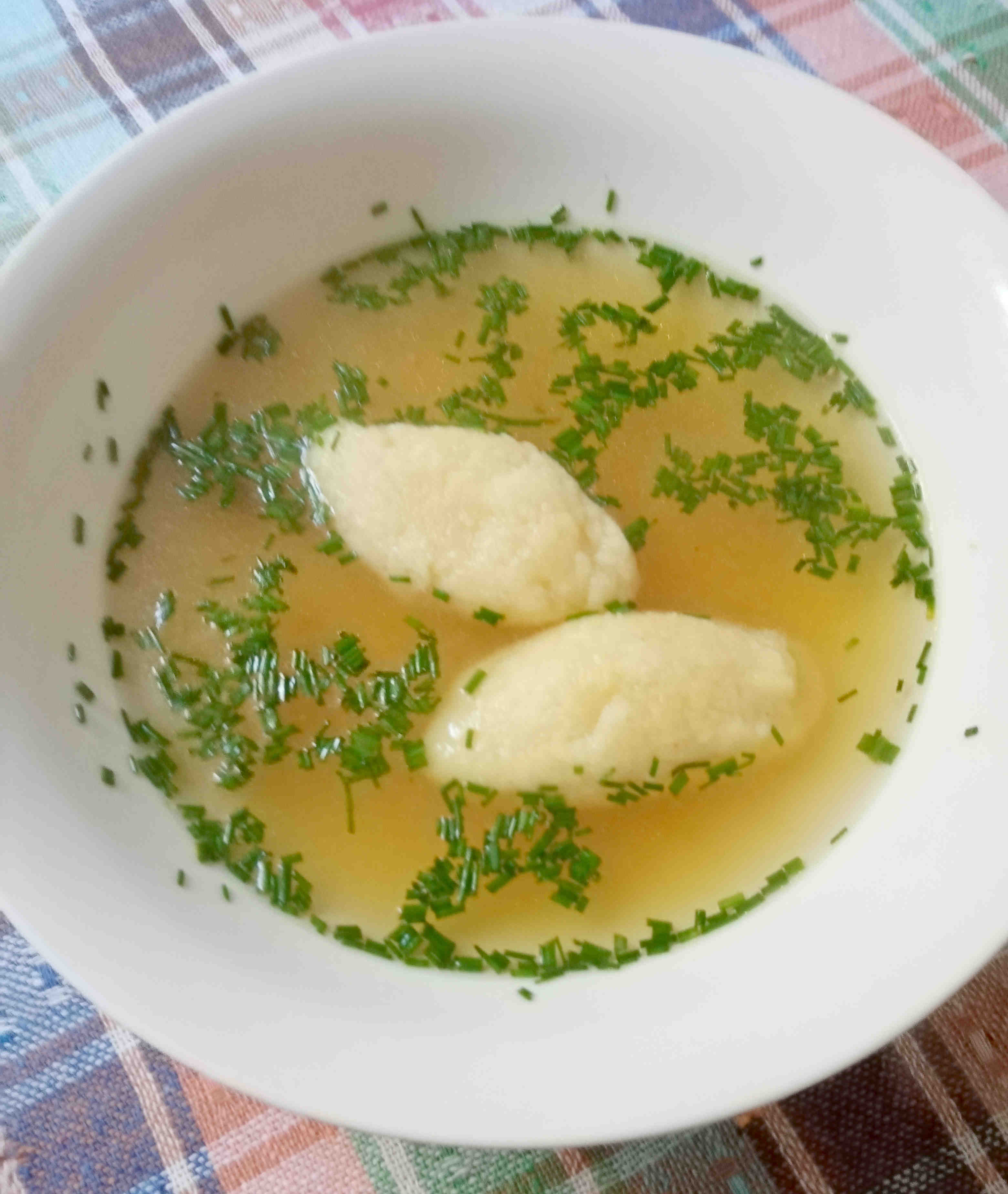 Grießnockerlsuppe Grießnockerlsuppe