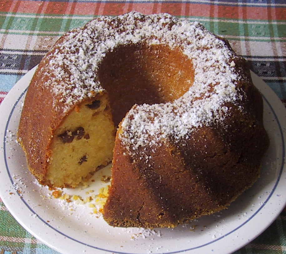 Rosinen-Guglhupf Rosinen-Guglhupf